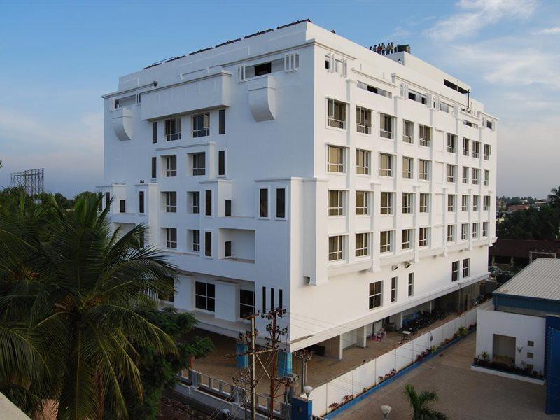 Royal Park Kakinada Hotell Eksteriør bilde