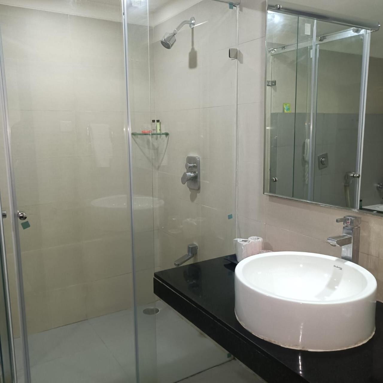 Royal Park Kakinada Hotell Eksteriør bilde