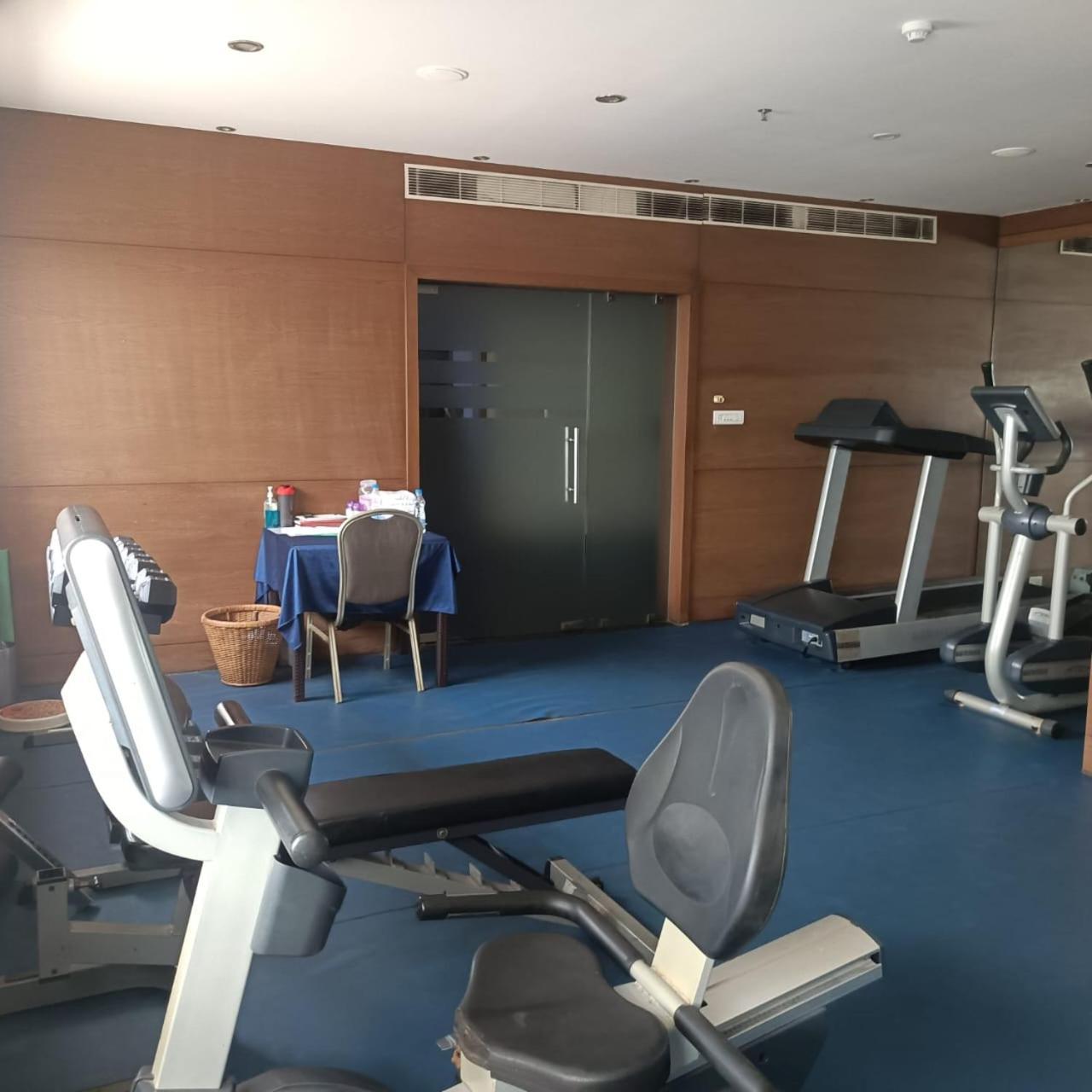 Royal Park Kakinada Hotell Eksteriør bilde