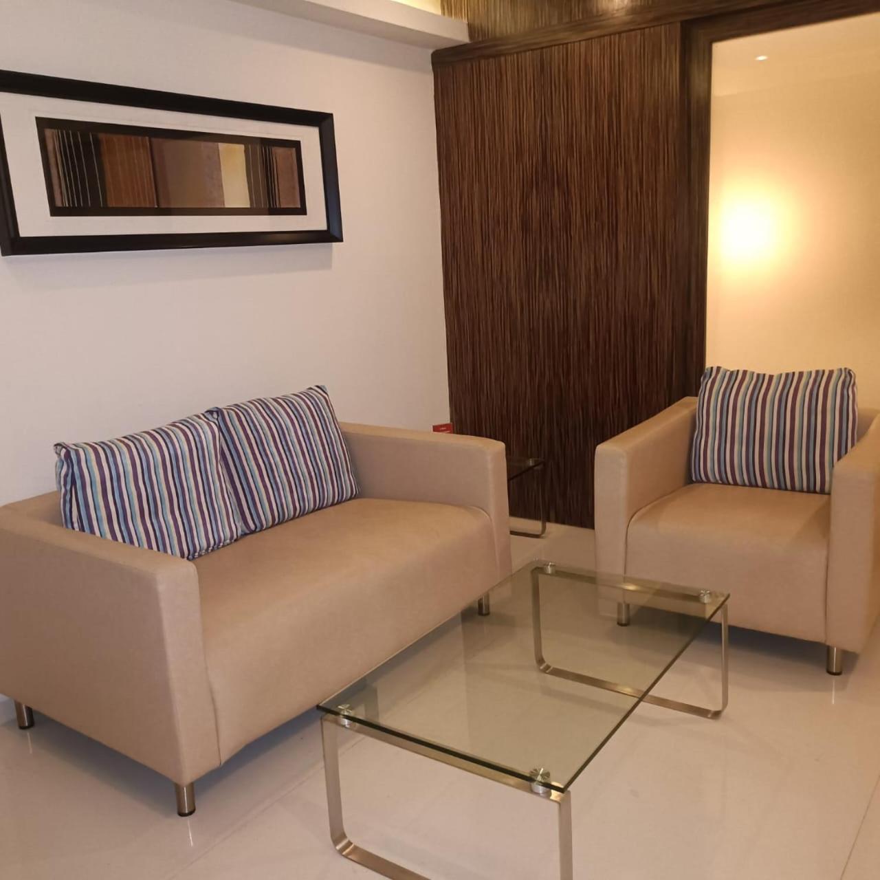 Royal Park Kakinada Hotell Eksteriør bilde