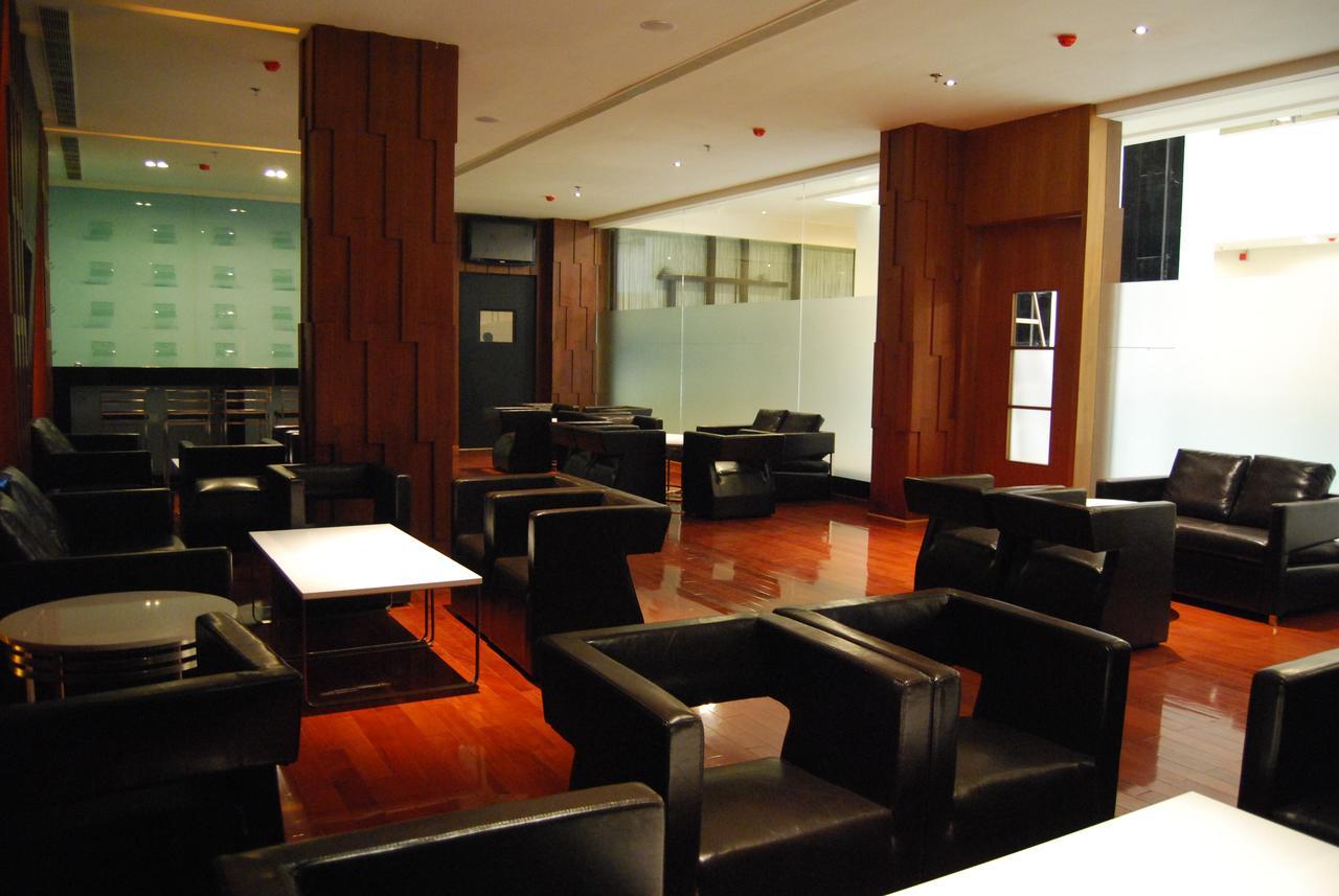 Royal Park Kakinada Hotell Eksteriør bilde