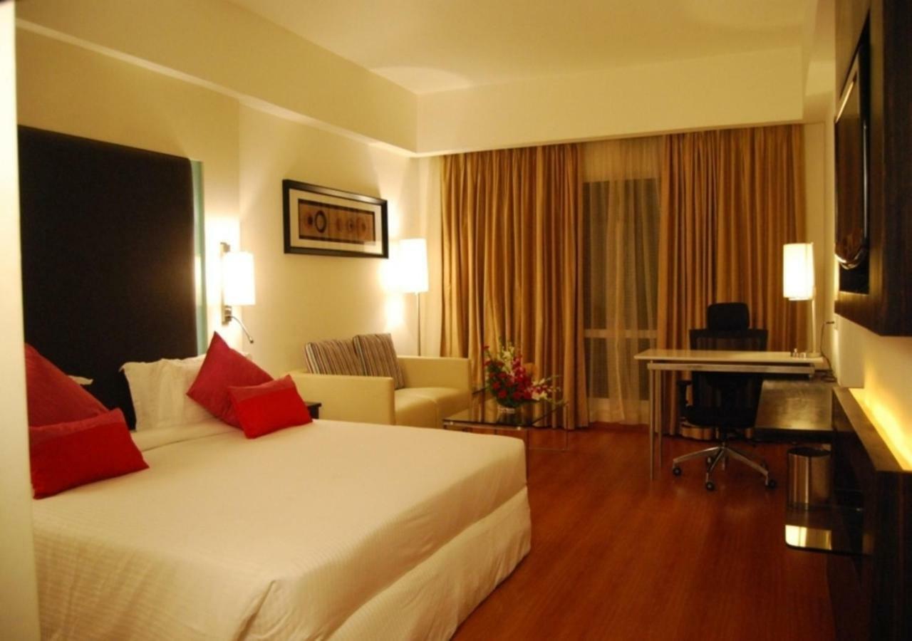Royal Park Kakinada Hotell Eksteriør bilde