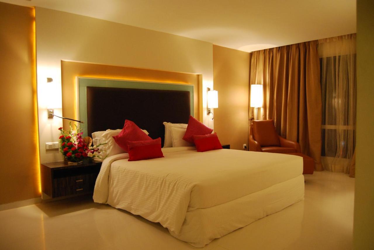 Royal Park Kakinada Hotell Eksteriør bilde